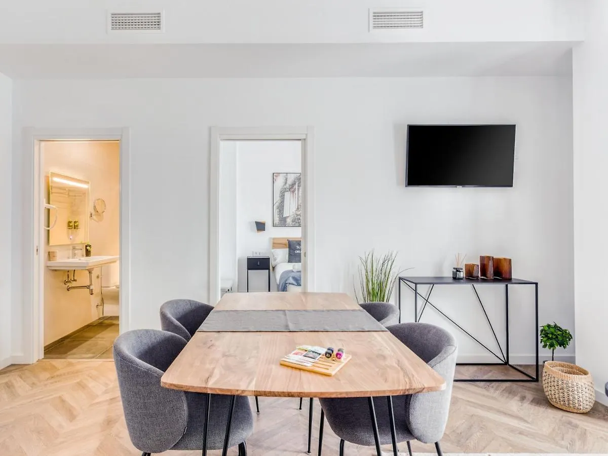 Limehome Malaga Calle Ancha Del Carmen - Digital Access Aparthotel