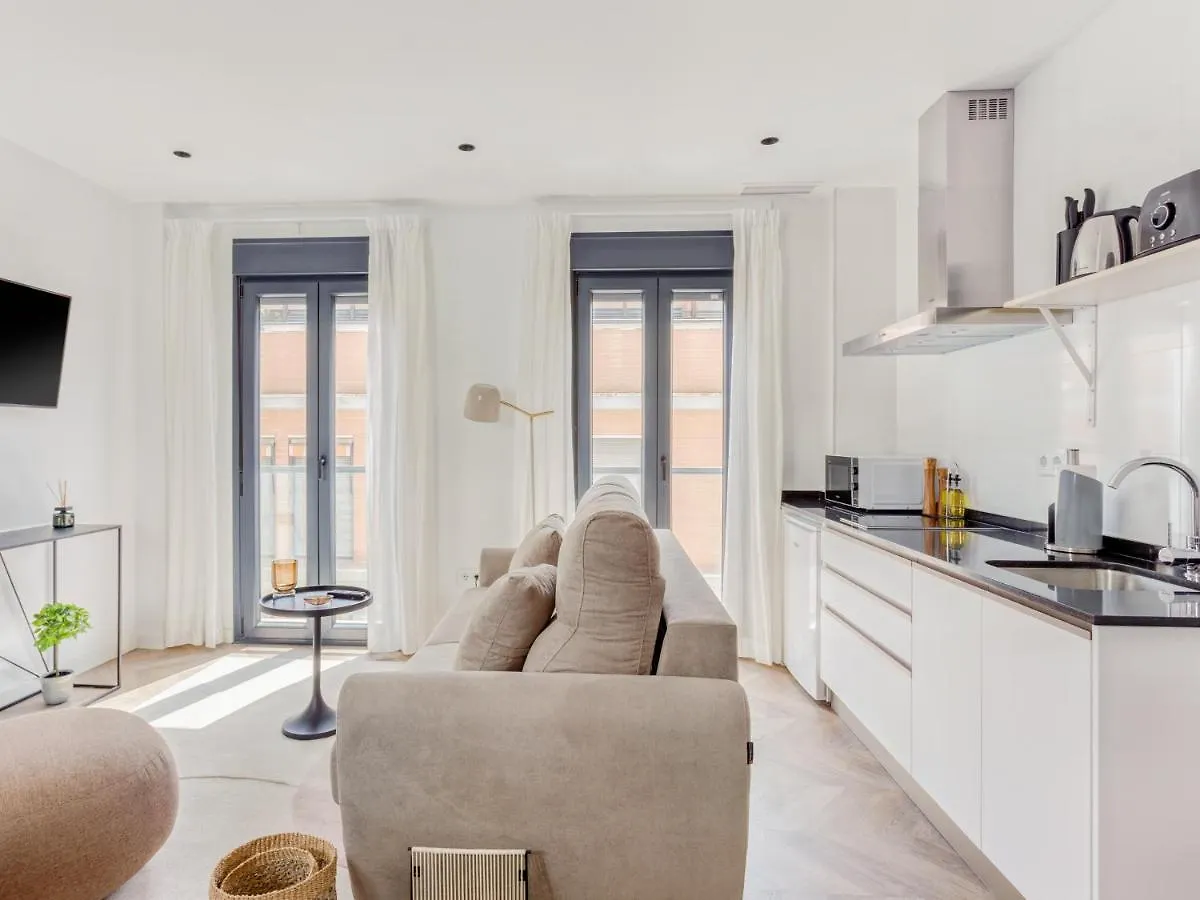 Limehome Malaga Calle Ancha Del Carmen - Digital Access Spain