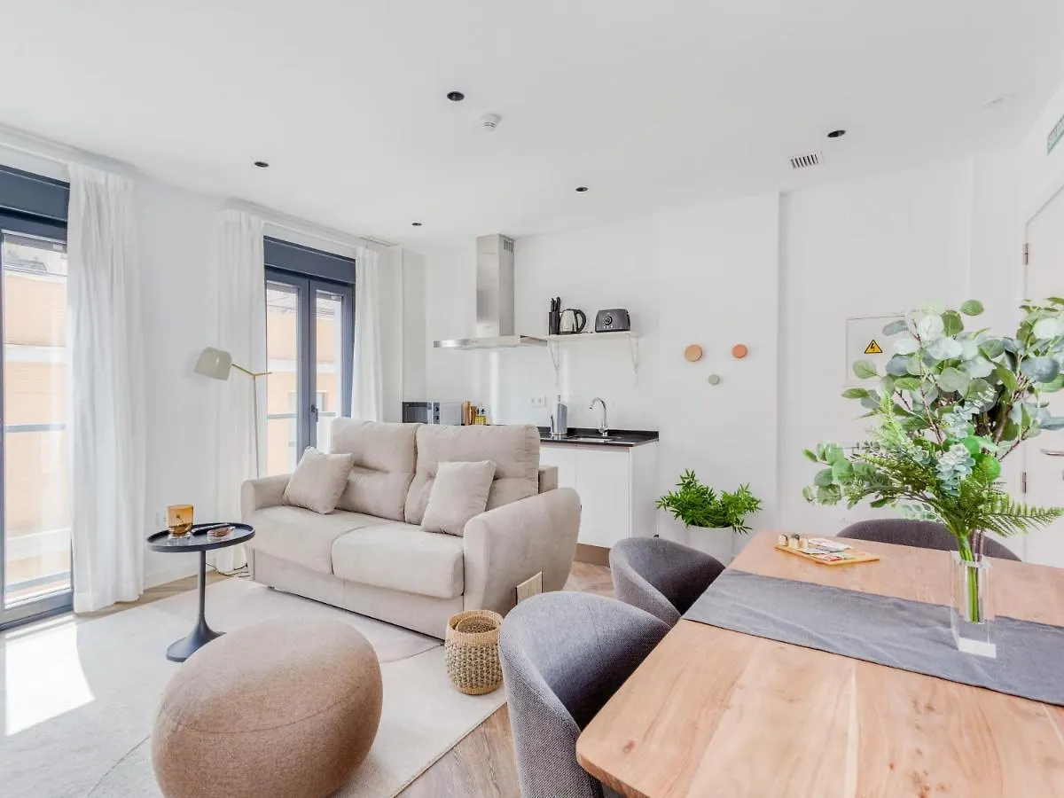 Limehome Malaga Calle Ancha Del Carmen - Digital Access 3*,  İspanya