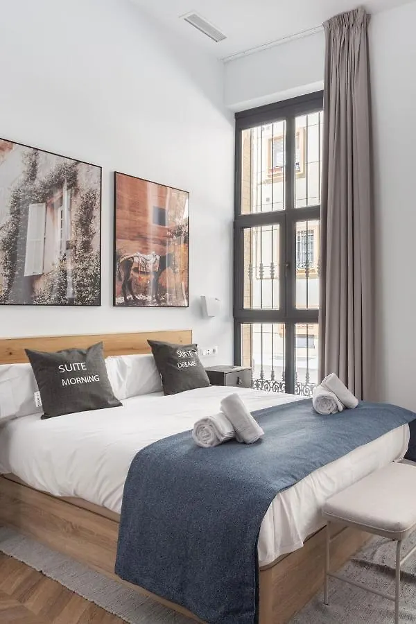 Limehome Malaga Calle Ancha Del Carmen - Digital Access Apart Otel